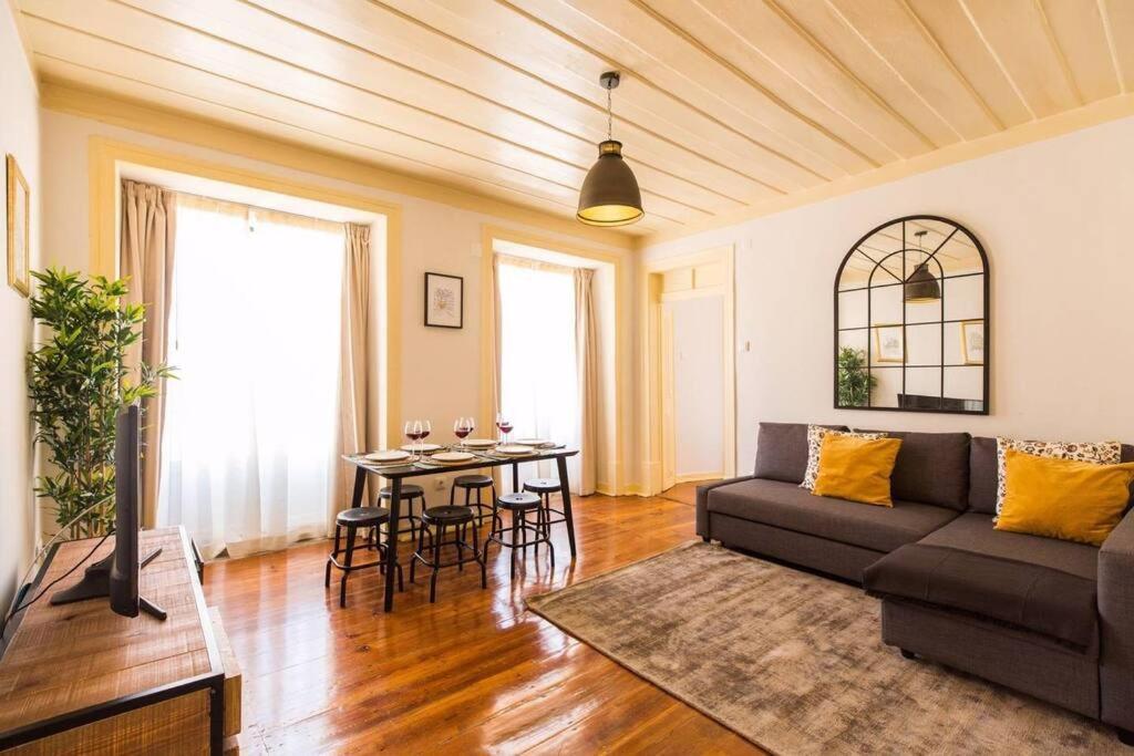 Ola - Castelo Iv Apartment