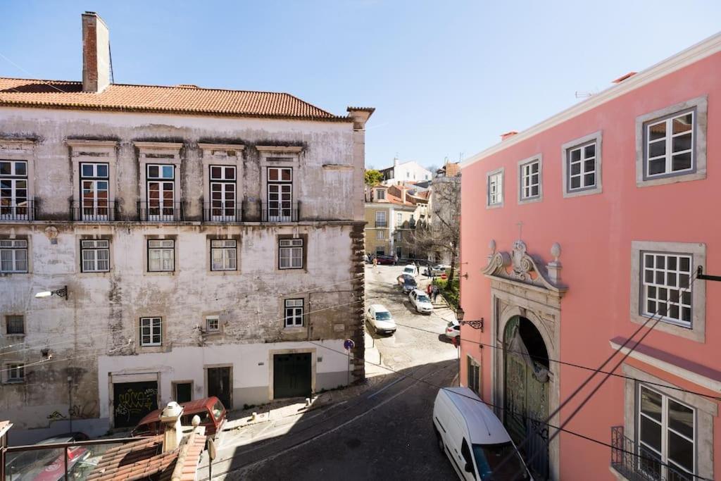 Ola - Castelo Iv Lissabon
